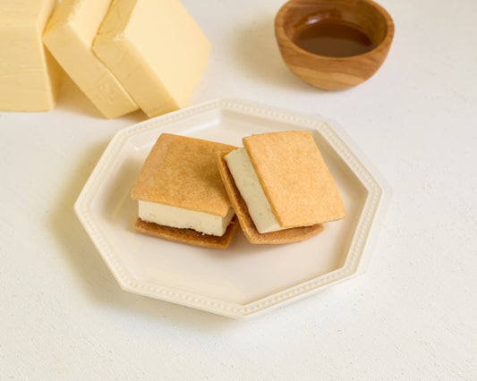 特製バターサンド 塩キャラメル